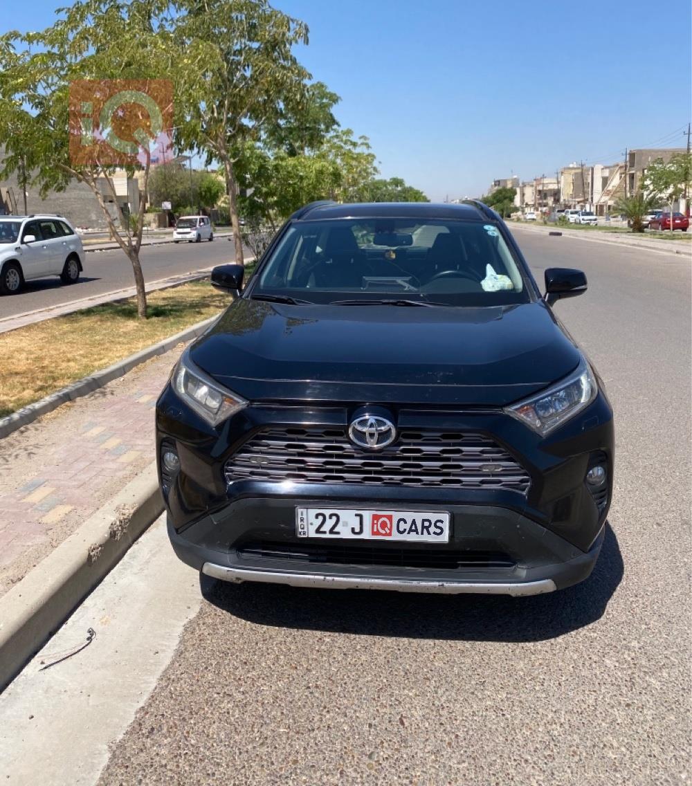 تويوتا راف 4